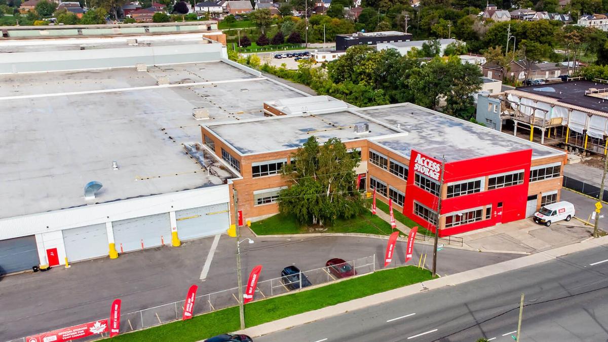 Cover Image L235 - Access Storage - 391 Victoria Ave N_Hamilton_1.jpg